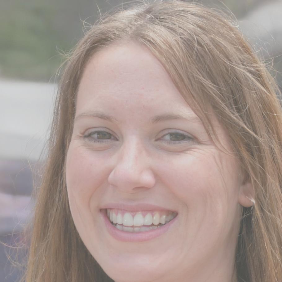 Prof. Dr. Anna Weber, Dozentin für Finanzmanagement